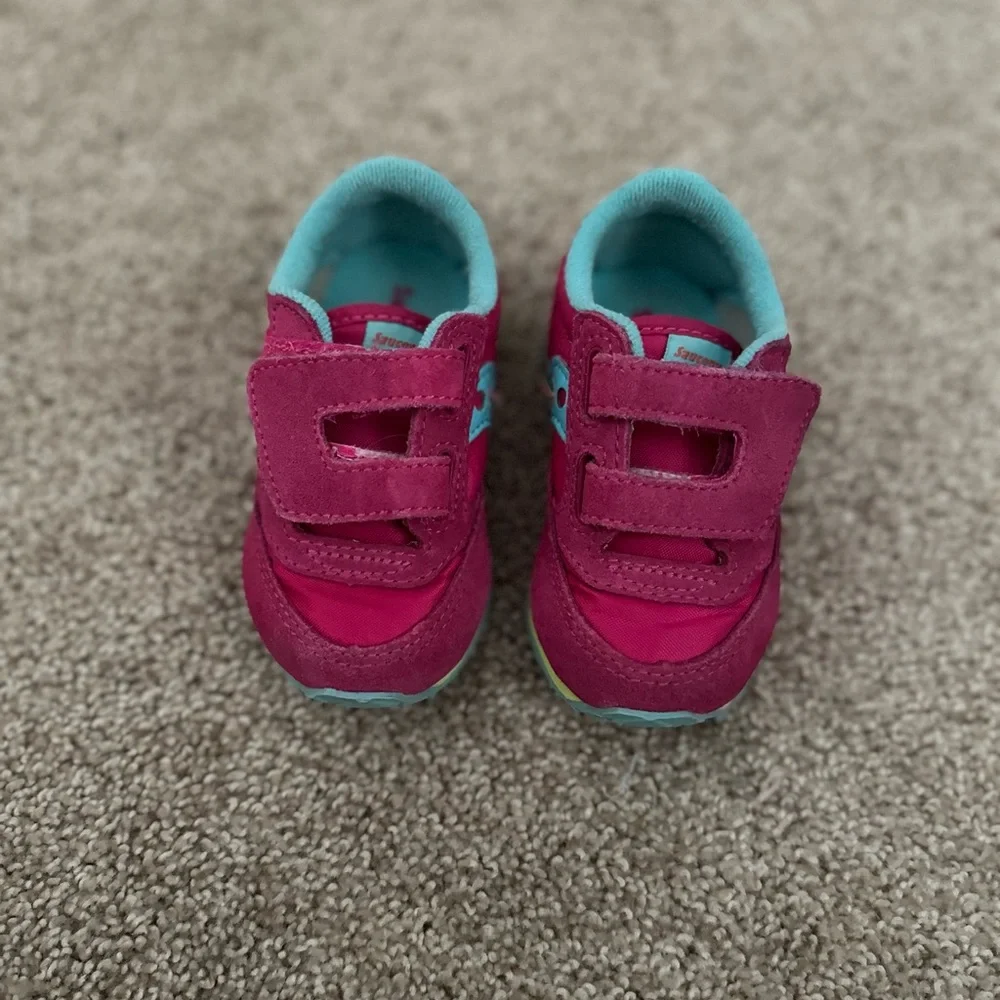 Saucony Toddler Pink and Blue Sneakers - Picture 2 of 6